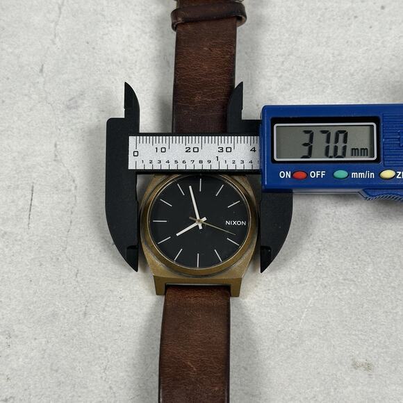 Nixon Time Teller Minimal Watch 37mm 100M Japan Movement Leather New Battery - Picture 11 of 12